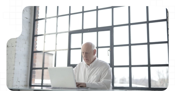 Worker trying to find a digital mediator